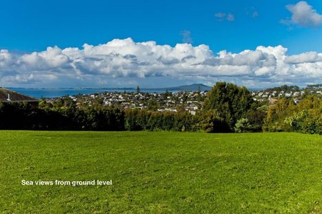 Photo of property in 385 East Coast Road, Mairangi Bay, Auckland, 0630