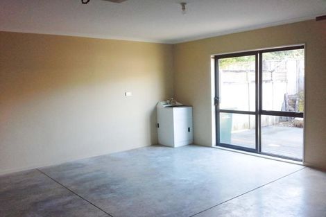 Photo of property in 3 Manuka Place, Whalers Gate, New Plymouth, 4310