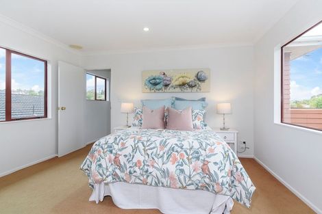 Photo of property in 28 Boundary Road, Blockhouse Bay, Auckland, 0600
