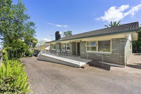 Photo of property in 115 Sunset Road, Totara Vale, Auckland, 0632