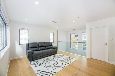 Photo of property in 45 Windlass Street, Long Bay, Auckland, 0630