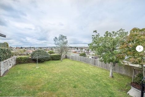 Photo of property in 13 Beaumaris Place, Dinsdale, Hamilton, 3204