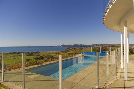 Photo of property in 148 Centennial Drive, Whitianga, 3510