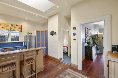 Photo of property in 12 Highbury Road, Highbury, Wellington, 6012