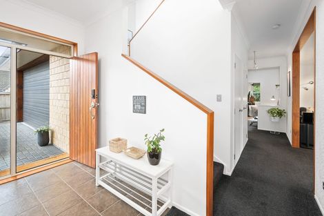 Photo of property in 23 Caulfield Place, Pukehangi, Rotorua, 3015