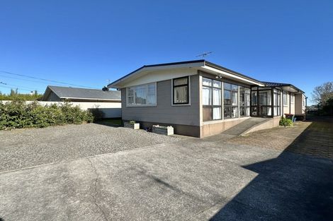 Photo of property in 446 Carrington Street, Upper Vogeltown, New Plymouth, 4310