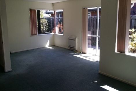 Photo of property in 6 Althorp Place, Avonhead, Christchurch, 8042