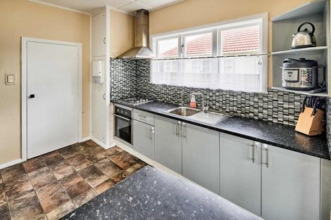 Photo of property in 68 Churton Crescent, Taita, Lower Hutt, 5011