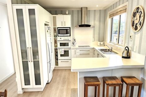 Photo of property in 110 Totara Place, Matarangi, Whitianga, 3592