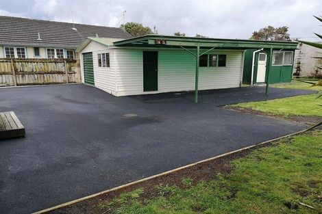 Photo of property in 11 Southsea Crescent, Silverdale, Hamilton, 3216