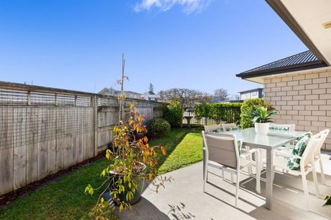 Photo of property in 43 Plescher Crescent, Leamington, Cambridge, 3432
