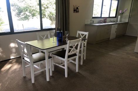 Photo of property in 1/5 Compass Place, Te Atatu Peninsula, Auckland, 0610