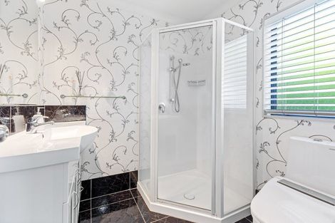 Photo of property in 18 Ko Place, Pyes Pa, Tauranga, 3112