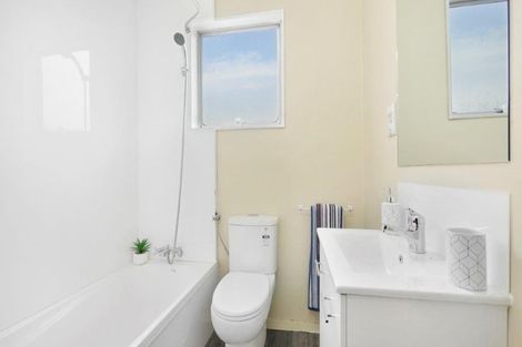 Photo of property in 2/36a Harman Street, Addington, Christchurch, 8024