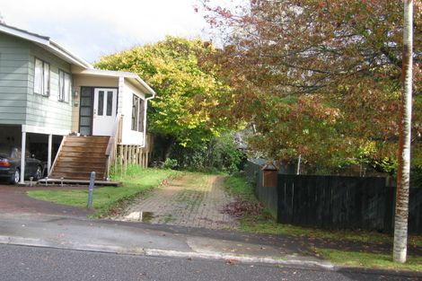 Photo of property in 56 Robbies Road, Shelly Park, Auckland, 2014