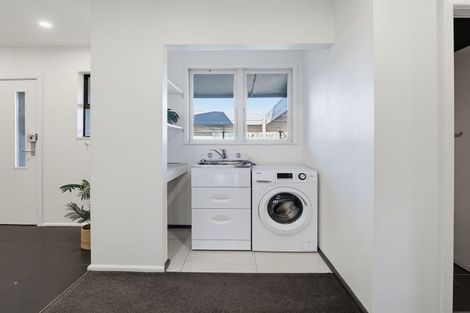 Photo of property in 1 Maxwells Line, Awapuni, Palmerston North, 4412