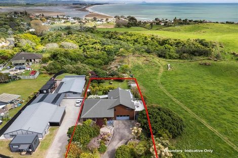 Photo of property in 33 Ngaparaoa Drive, Maketu, Te Puke, 3189
