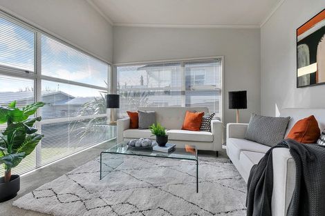 Photo of property in 63a Salisbury Road, Birkdale, Auckland, 0626