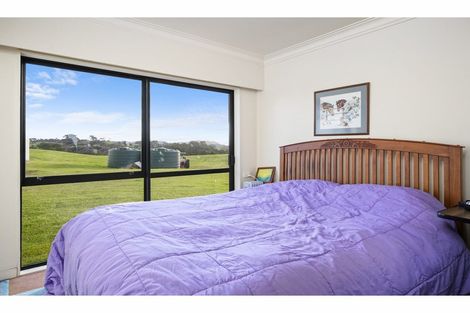 Photo of property in 16 Tearoe Road, Manukau Heads, Waiuku, 2684