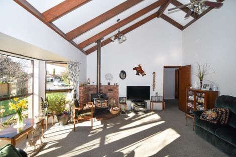 Photo of property in 8 Cobham Place, Solway, Masterton, 5810