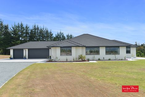 Photo of property in 76 Whatitiri Road, Maungatapere, Whangarei, 0179