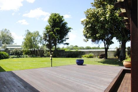 Photo of property in 82a Mclauchlan Street, Springlands, Blenheim, 7201