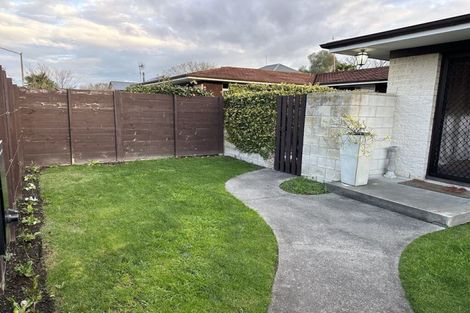 Photo of property in 2/518 Fitzroy Avenue, Hastings, 4122