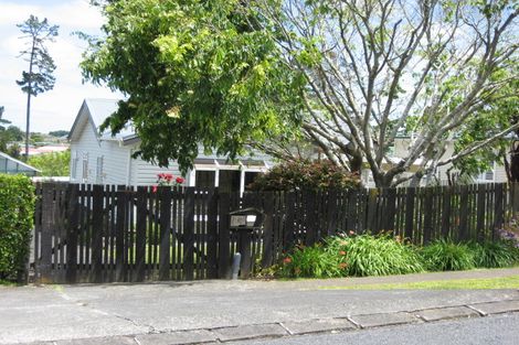Photo of property in 125a Wellington Street, Pukekohe, 2120