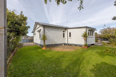 Photo of property in 25 Tiller Close, Kelvin Grove, Palmerston North, 4414