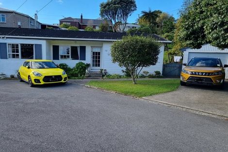 Photo of property in 5a Tawa Terrace, Tawa, Wellington, 5028