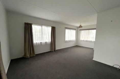 Photo of property in 4 Tasman Crescent, Carterton, 5713
