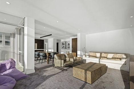 Photo of property in Dorchester Apartments, 144 Oriental Parade, Oriental Bay, Wellington, 6011