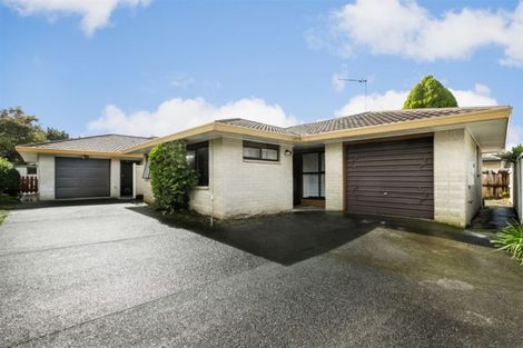 Photo of property in 2/6 Alexander Street, Papakura, 2110