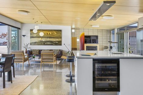 Photo of property in 12 Kurapoto Lane, Rainbow Point, Taupo, 3330