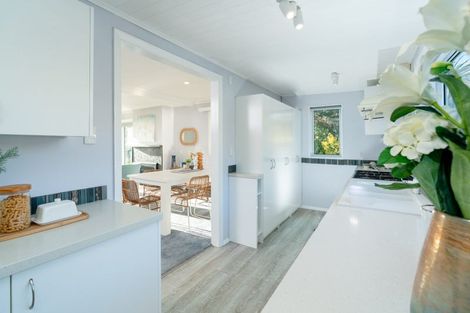 Photo of property in 77 The Parade, Paekakariki, 5034