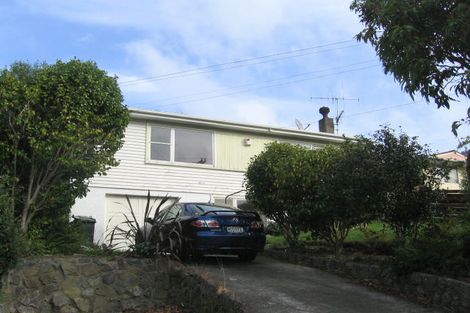Photo of property in 49 Larsen Crescent, Tawa, Wellington, 5028