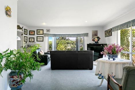Photo of property in 29 Fairview Terrace, Waipahihi, Taupo, 3330