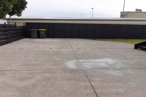 Photo of property in 21 Churchill Terrace, Waiuku, 2123