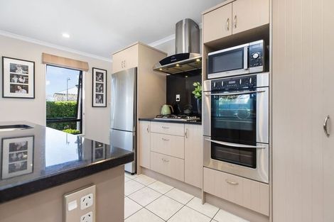 Photo of property in 2 Armour Place, Halswell, Christchurch, 8025