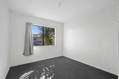 Photo of property in 1/20 Hatherley Place, Clendon Park, Auckland, 2103