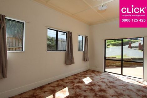 Photo of property in 21 Walter Street, The Glen, Dunedin, 9011