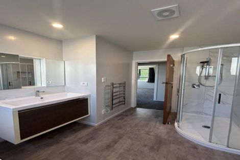 Photo of property in 135 Queenspark Drive, Parklands, Christchurch, 8083