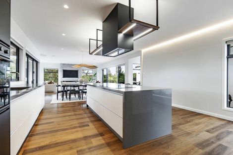 Photo of property in 28 Honeyfield Drive, Whalers Gate, New Plymouth, 4310