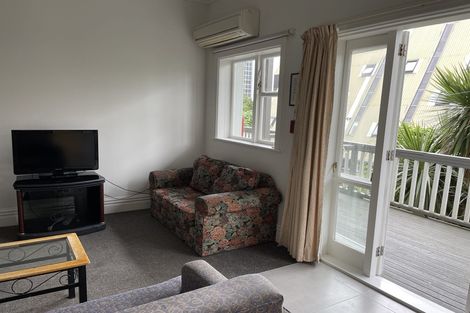 Photo of property in 201 The Terrace, Wellington Central, Wellington, 6011