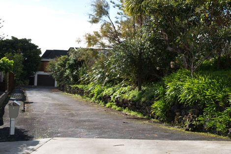 Photo of property in 17 Rangitoto View Road, Cockle Bay, Auckland, 2014