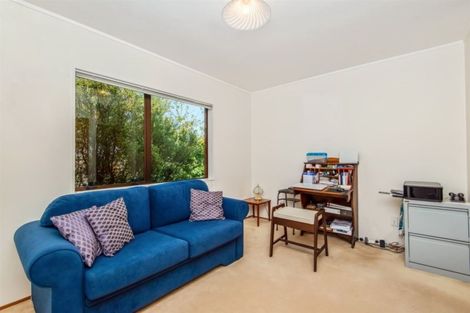 Photo of property in 1 Albert Hall Drive, Red Beach, 0932