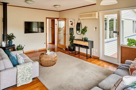 Photo of property in 24 Raroa Place, Pukerua Bay, 5026