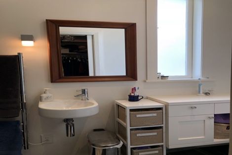 Photo of property in 21 Salamanca Road, Kelburn, Wellington, 6012