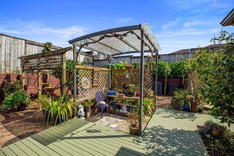 Photo of property in 5 Kirtle Close, Pyes Pa, Tauranga, 3112
