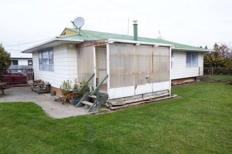 Photo of property in 32 Barton Street, Marton, 4710